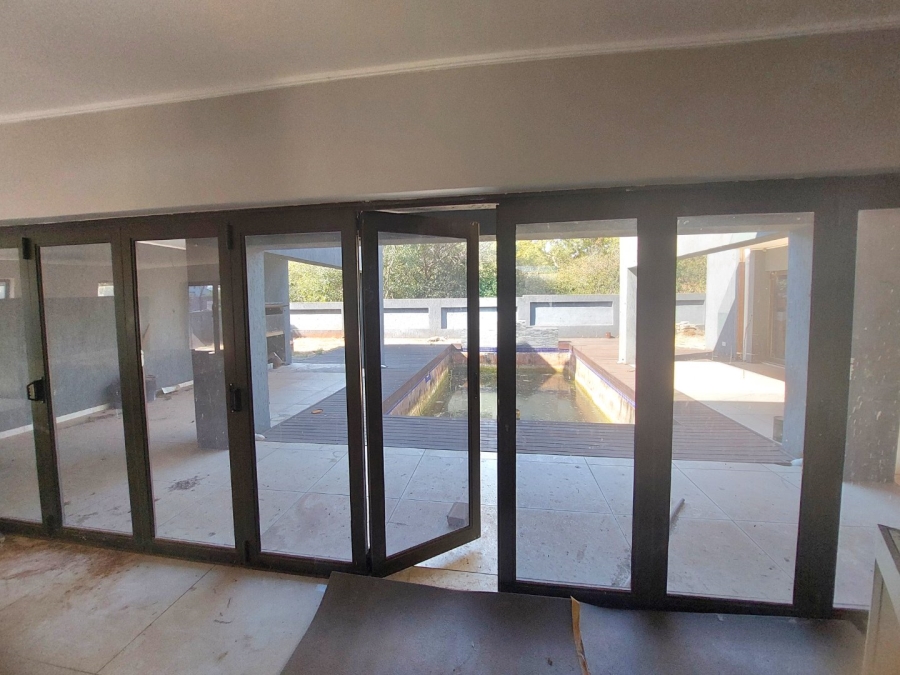 5 Bedroom Property for Sale in Seasons Lifestyle Estate North West